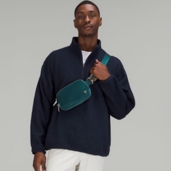 Lululemon Everywhere Belt Bag 1L Velour Jasper Geeen / Gold - Picture 5 of 7